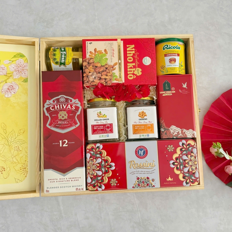 Hộp quà tết gỗ thông Xuân 2026 - HG1532