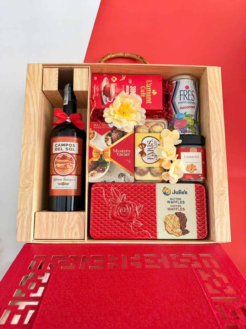 Hộp quà tết Hộp Khắc CNC Sắc Việt Xuân 2026 - H700